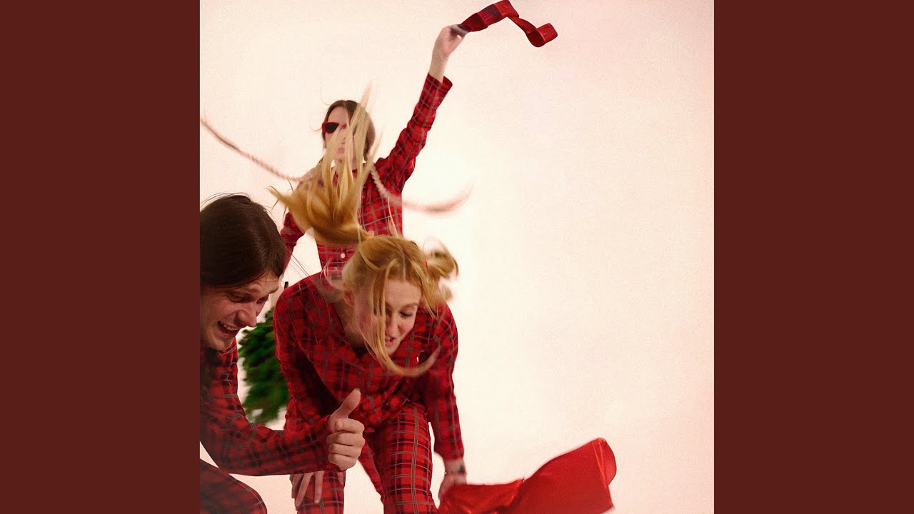 че-то чудес охота ай