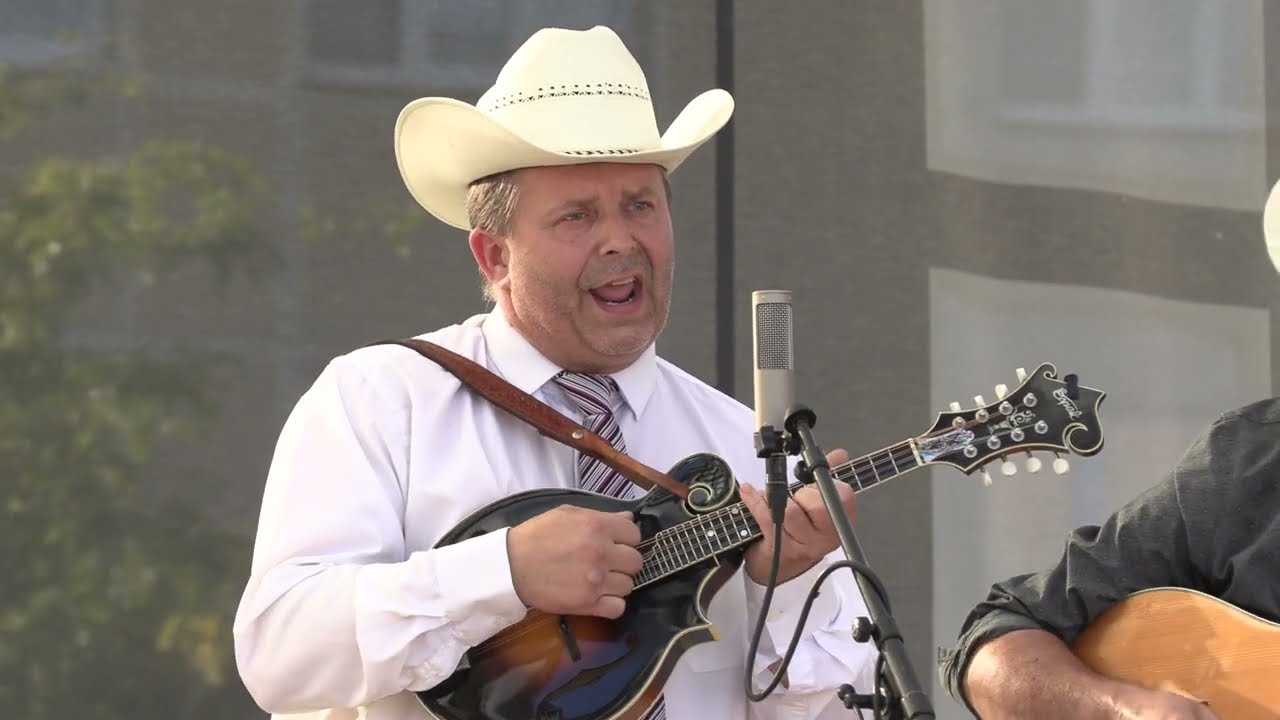 VESELÍ NAD MORAVOU-Špičková bluegrassová kapela BG Cwrkot na Kulturním létě (6.)