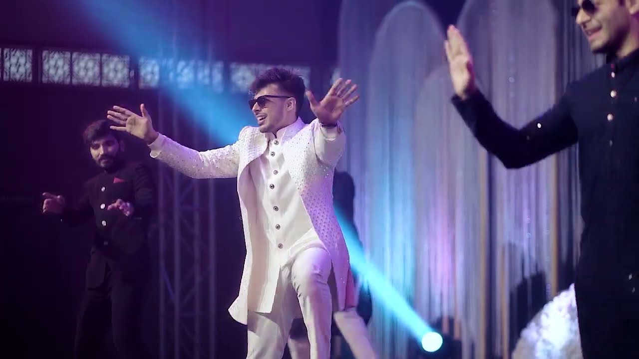 Groom & Friends Dance For The Bride | Jee Nai Lagda, Mast Kalandar