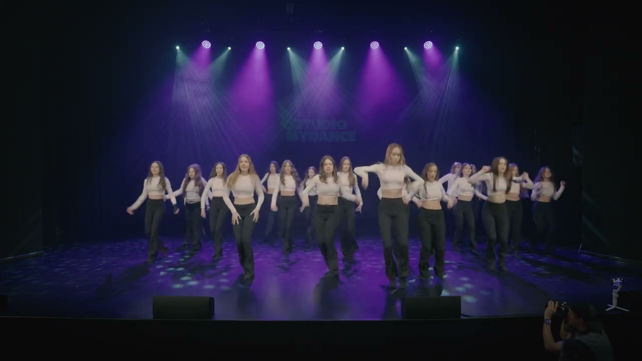 Jazz Modern 12+ J3   Studio Mydance