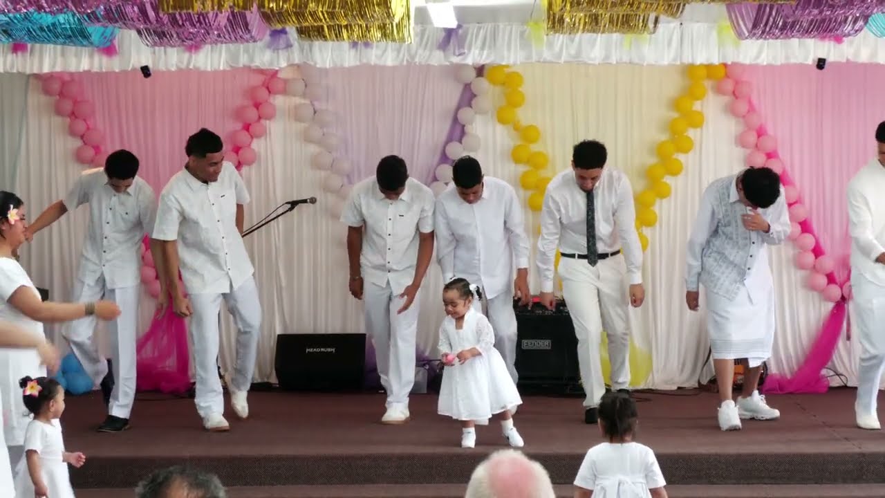 White Sunday: Fast songs/pese faitaga