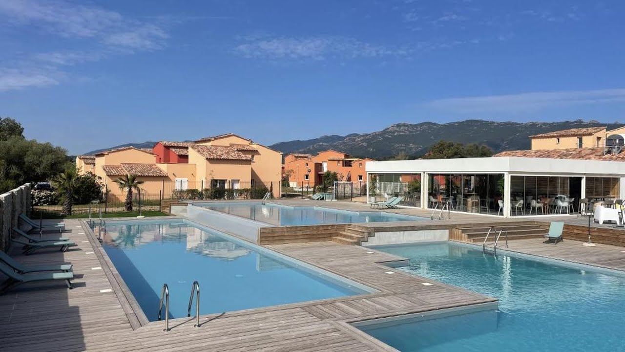 Residence hoteliere les hameaux de saint cyprien 25 M2 | Porto-Vecchio, France | Hotel Review ⭐