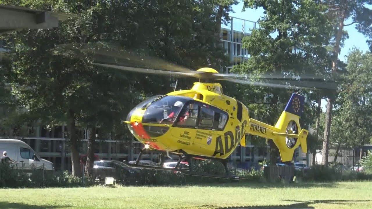 RTH Christoph 23 Luftrettung ADAC/BW Bundeswehrzentralkrankenhaus Koblenz startet an Uniklinik Bonn