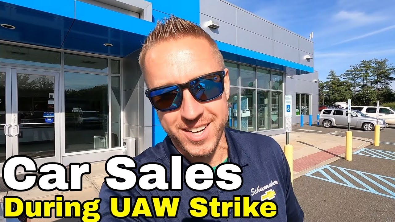 Жизнь автосалона во время забастовки профсоюза UAW — 2023 год