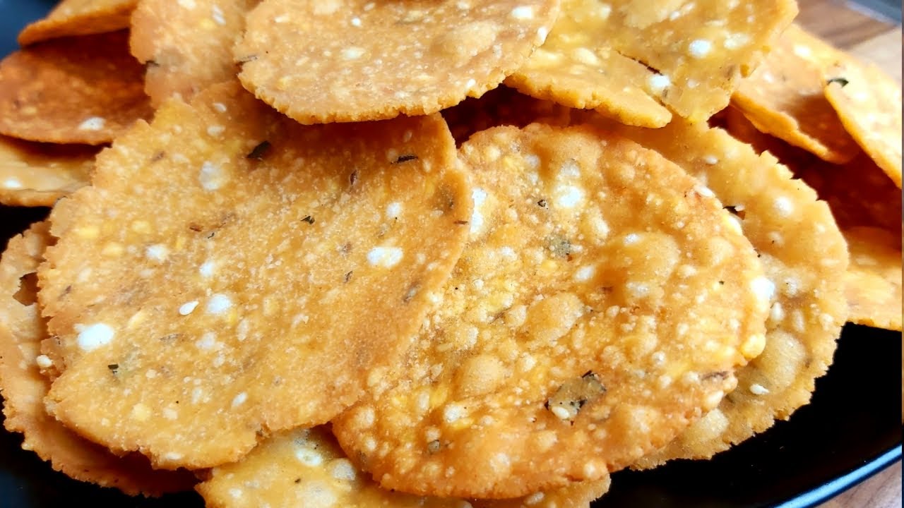 Chekkalu|Appalu|చెక్కల పిండిని ఇలా కలిపి చేసుకుంటే చుక్క నూనె పీల్చకుండా కరకరలాడుతాయి|Rice Mathri