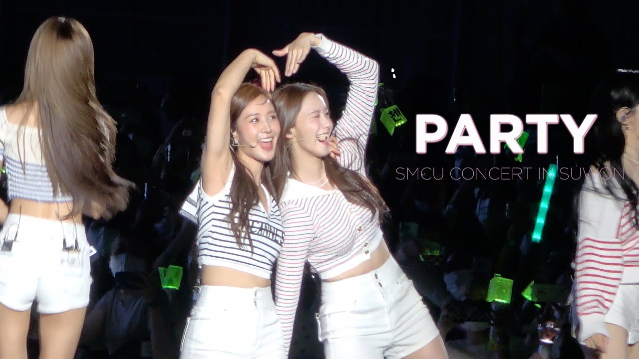 [Fancam] 소녀시대 (SNSD) Party - Yuri Focus l SMCU Concert in Suwon 220820
