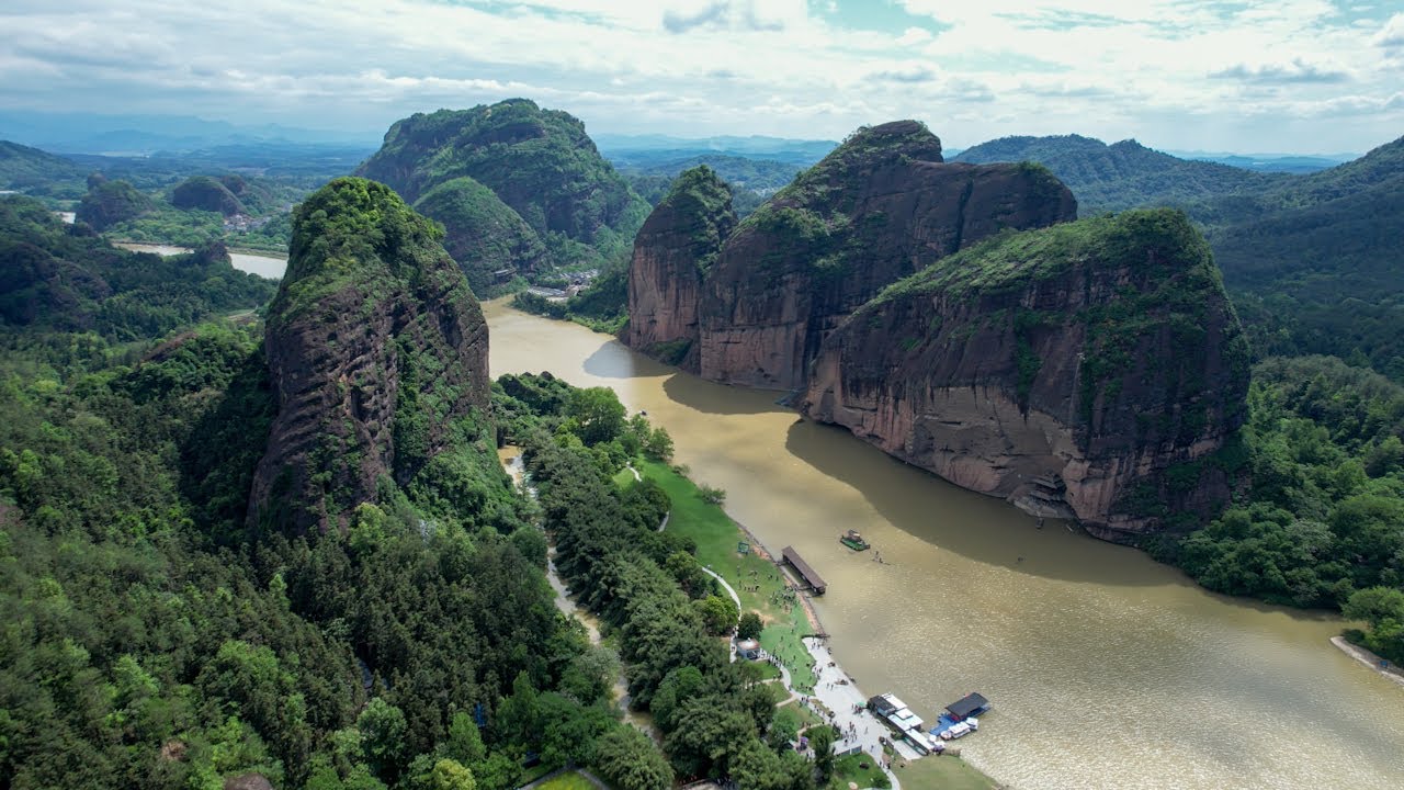 丹成之后龙虎现身，道教发祥地之一，世界自然遗产龙虎山探索之旅｜4K