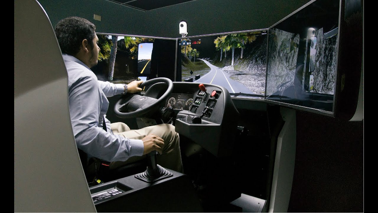 El simulador de conducci&oacute;n profesional, una experiencia real