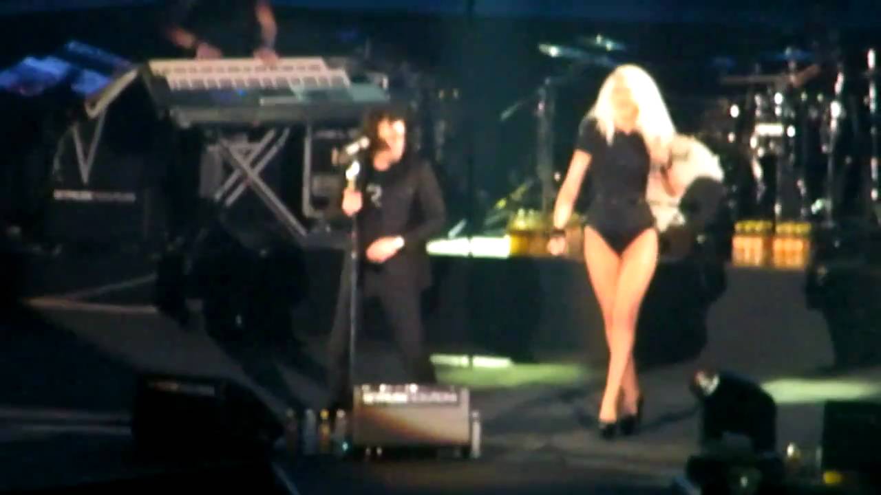 Jelena Karleusa i Aca Lukas - Insomnia - Bg Arena 2010 Koncert