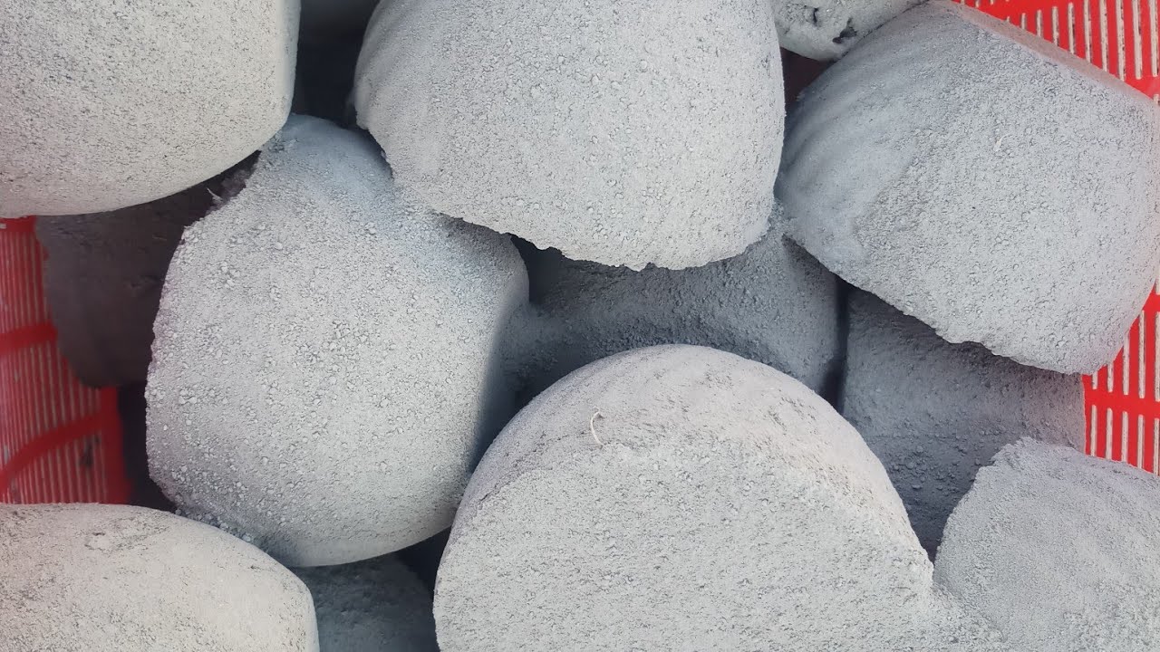 ASMR:Damp Pure SOFT Cement Dipping in lots of water 💦🤤 Cement PASTE PLAY ❤️@softnoiseasmr