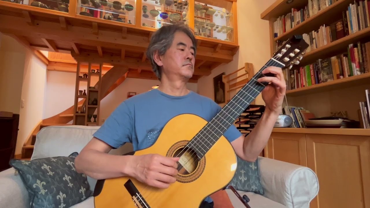 Tranquil Night by Liu Tianhua (written in 1927) transposed for the guitar