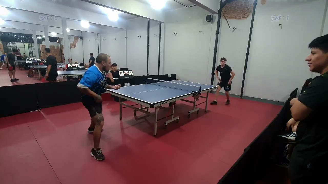 Señor X vs Franco Maggi / 3era Cat. TMT en King Pong 