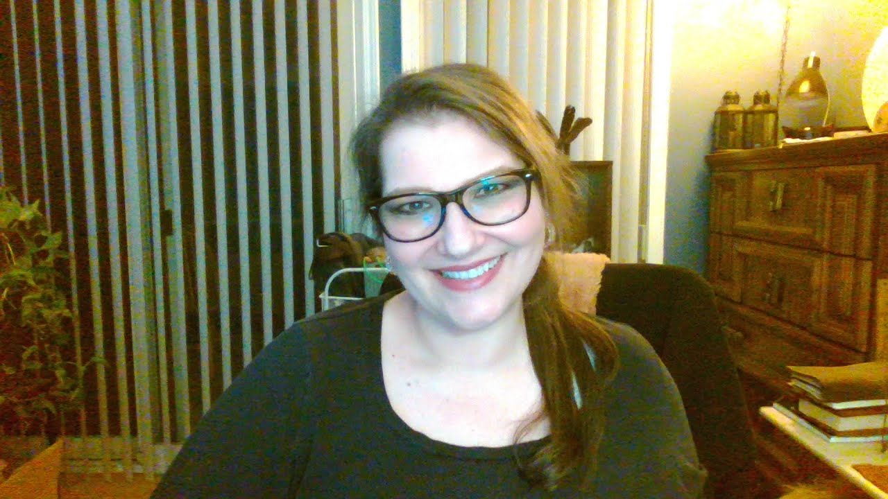 December Stuff I am Enjoying: Crafts, Tarot, Live w/ Ms Tarot D