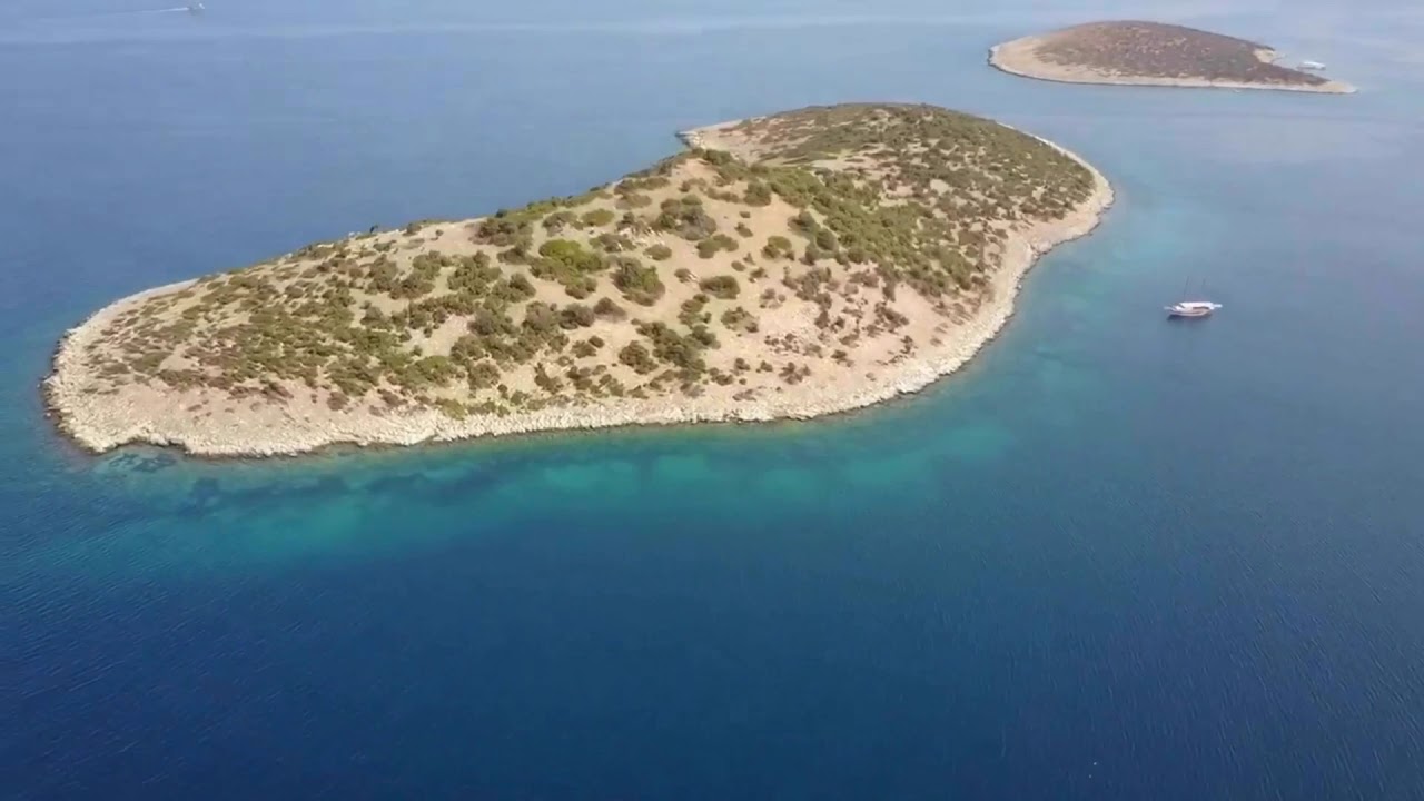 Bodrum Torba’dan karşı adalara Drone ile uçuyoruz.