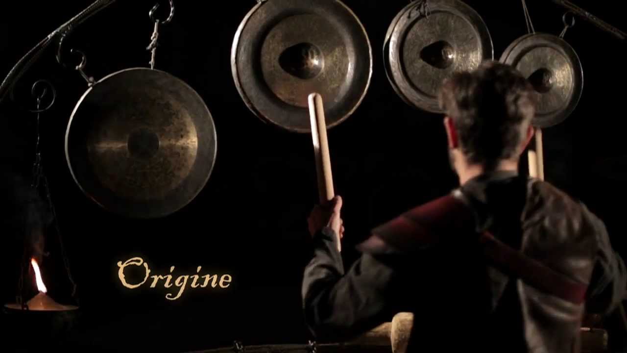 Spectacle de feu 'Origine' [Compagnie ZOOLIANS]