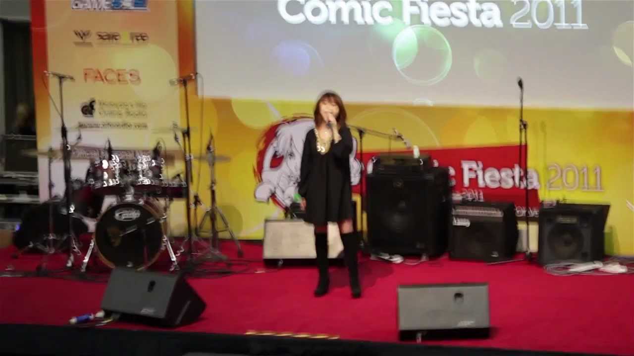 Shimokawa Mikuni - Alone (Live at Comic Fiesta 2011)