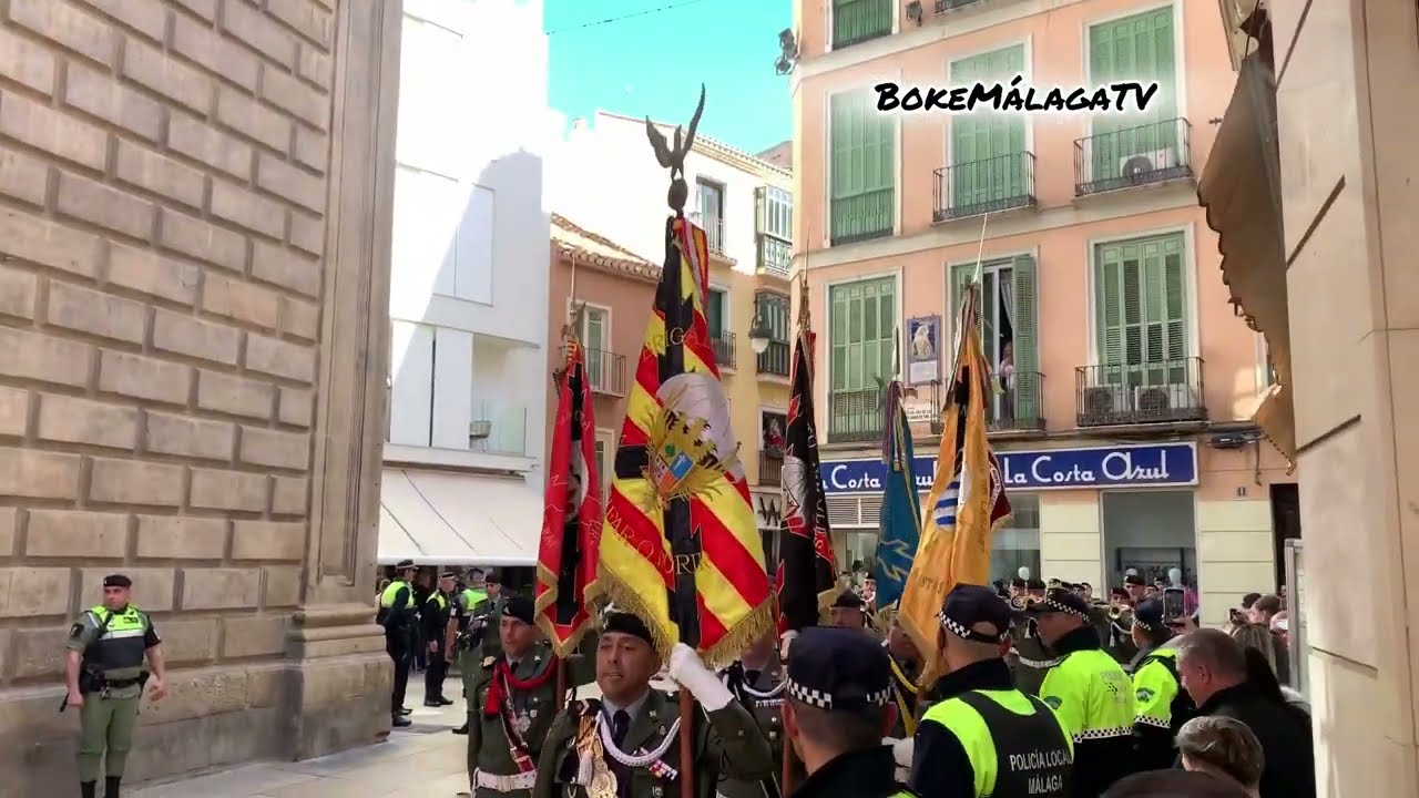 La Brigada Paracaidista en San Juan para hacer la guardia al Cristo de Ánimas de Ciegos. Málaga 2024