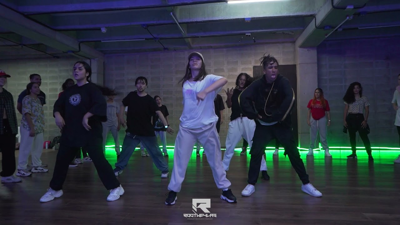 MMC - Carlos Santoz // Rootweylas Dance