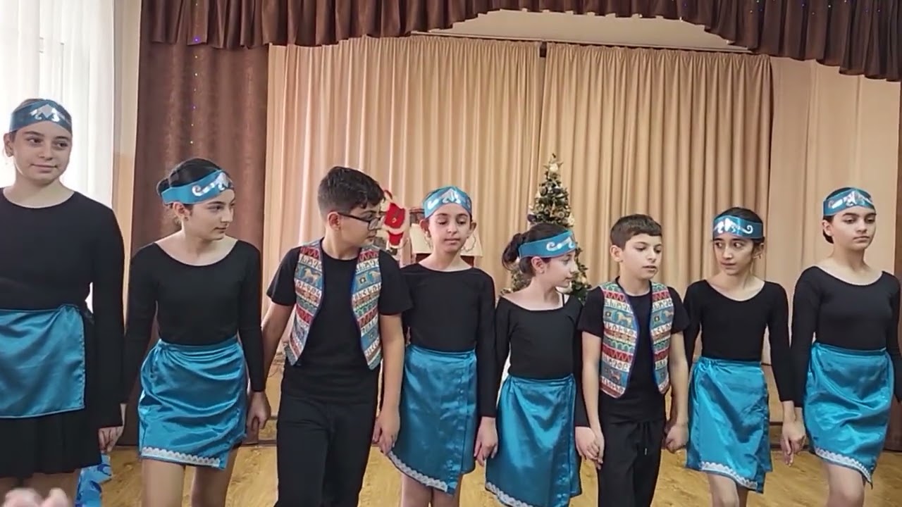 «Տաթև» դպրոց, Ամանորյա տոնավաճառ, VI-VII   դասարանցիներ: