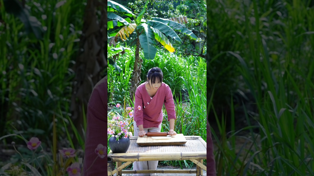 Traditional heritage dessert - Picking seaweed flowers and make delicious flower cakes