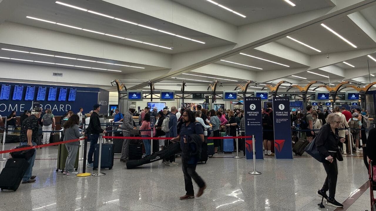 Frustration grows at Hartsfield-Jackson amid flight cancellations, delay