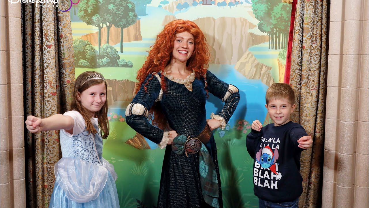 Meeting Merida - Brave 🏹- Princess Pavillions - Disneyland Paris