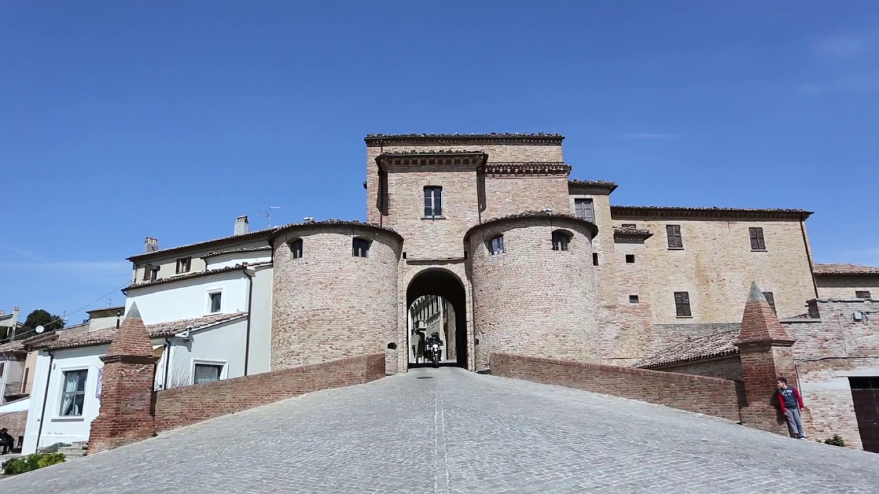 Marche in moto - In piega tra borghi, rocche e castelli