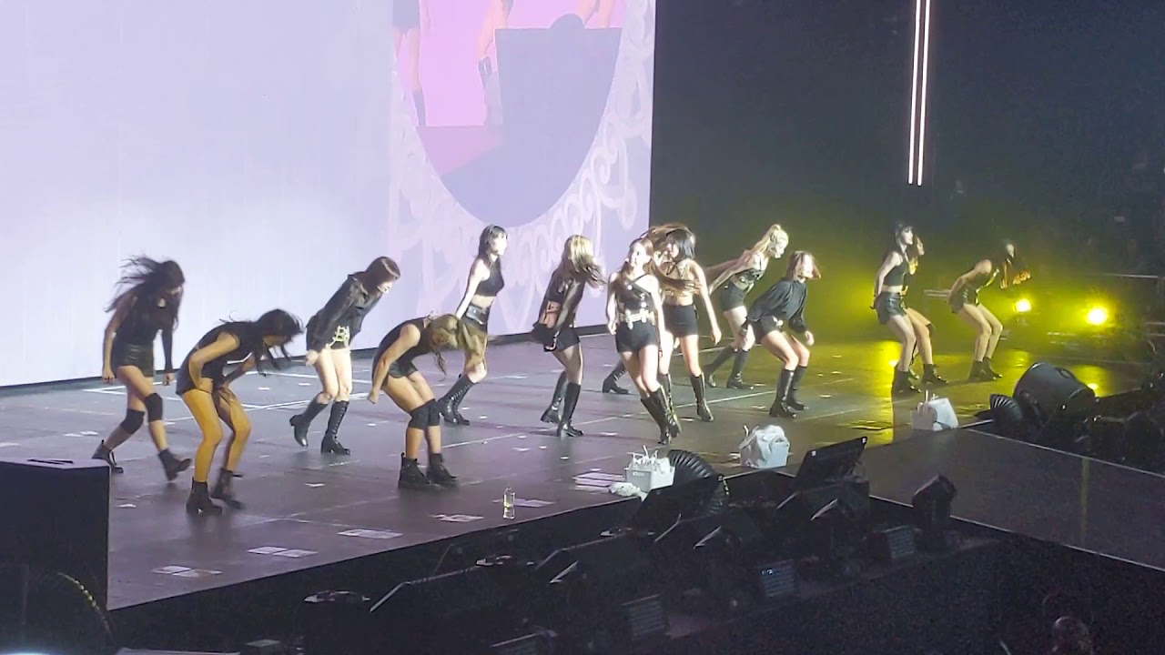 190723 Twice (트와이스) - Dance the night away, Fancam Chicago