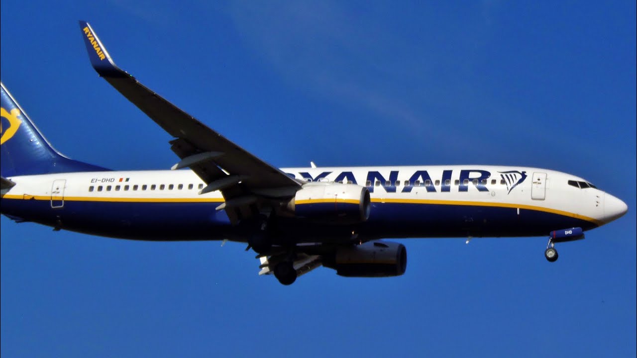 PLANE SPOTTING A BOLOGNA AEROPORTO MARCONI OTTOBRE 2025