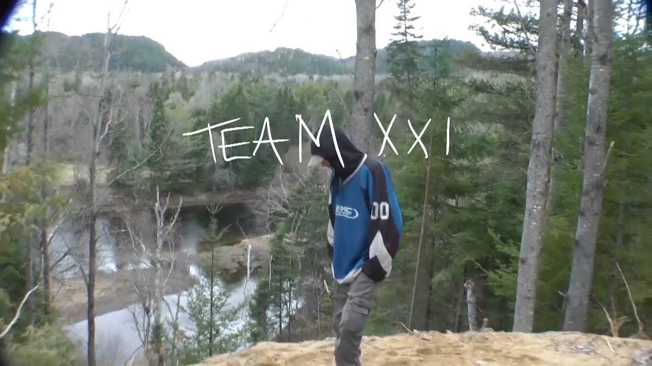 XXI - REVOLUTION