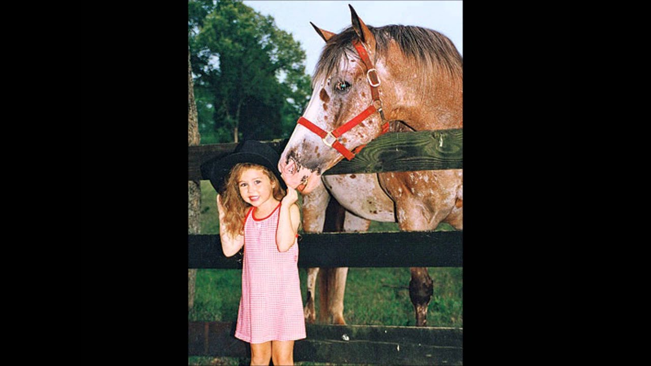 Destiny Hope Cyrus growing up to Miley Cyrus