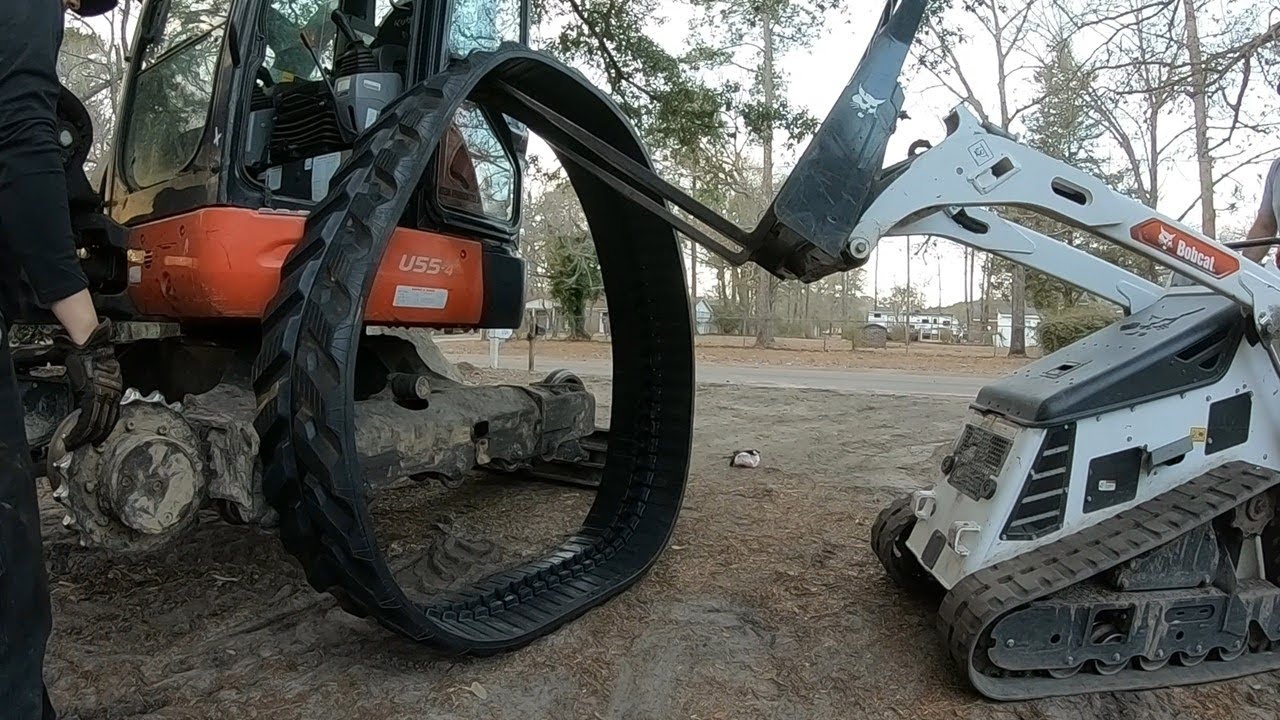 RIPPED IN HALF! Replacing A DESTROYED Kubota U55-4 Excavator Track!
