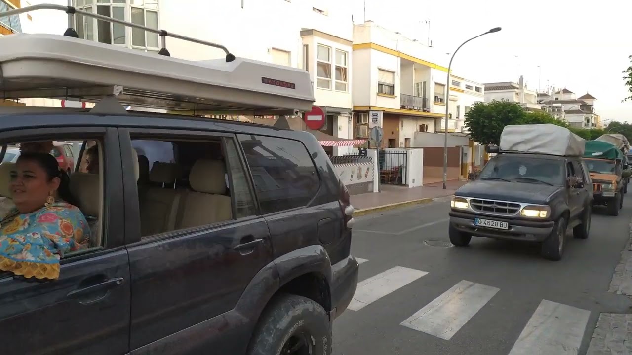 la llegada de la hermandad del rocío a Rota Cádiz 2025