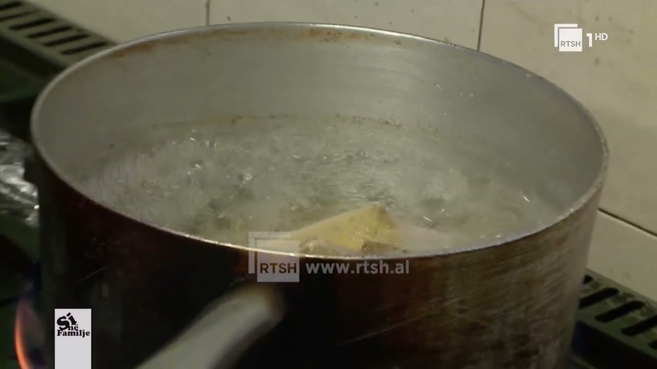 Jufka me mish rose, si ta gatuajmë recetën tradicionale | “Si në familje” në RTSH