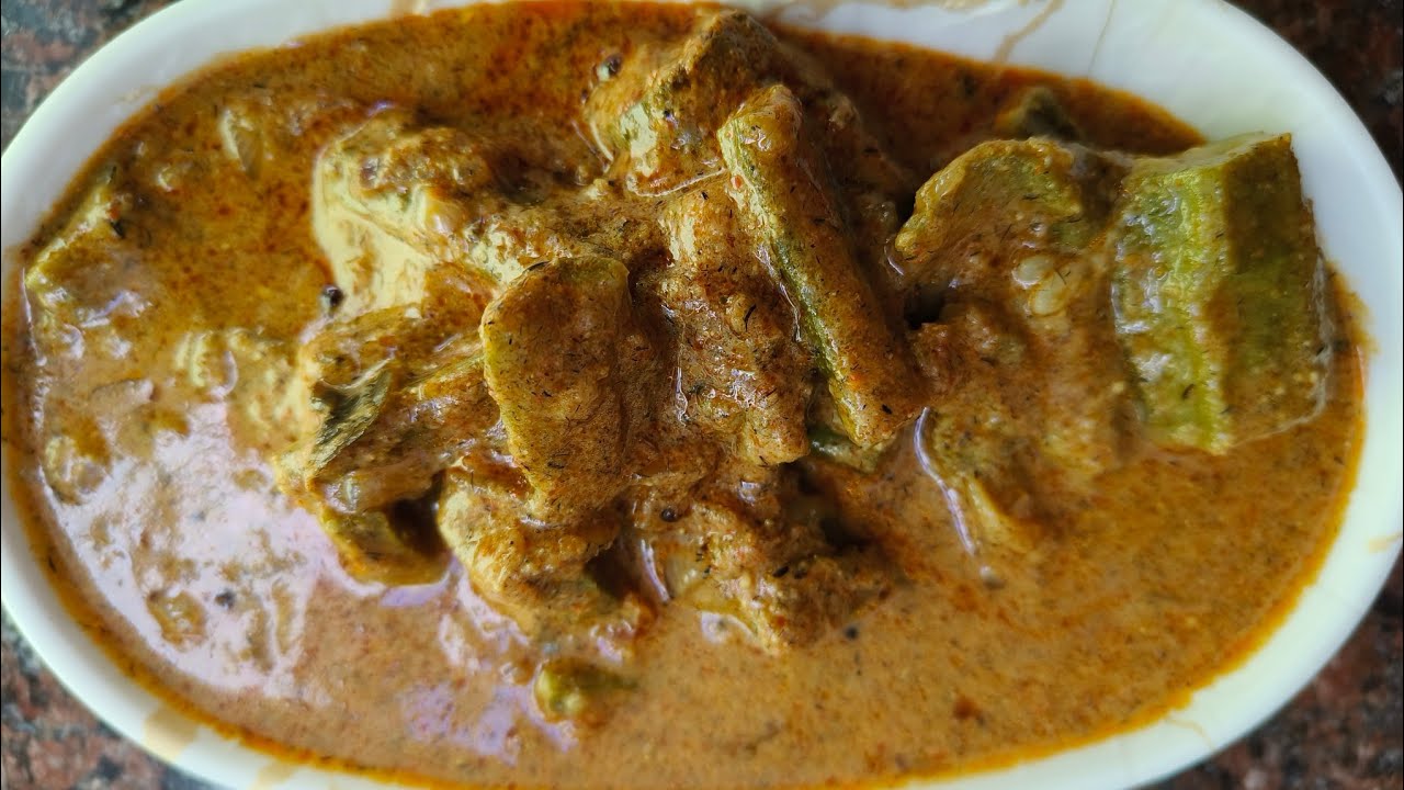 ರುಚಿ ರುಚಿಯಾದ ಹೀರೆಕಾಯಿ ಎಣ್ಣೆಗಾಯಿ 😋 | Heerekayi Ennegayi Recipe | Stuffed Ridge Gourd Curry | Kannada