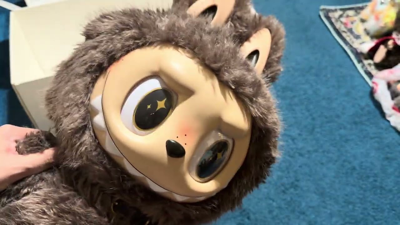 Unboxing Pop Mart’s Zimomo “I found you” Labubu!! (The Monsters)