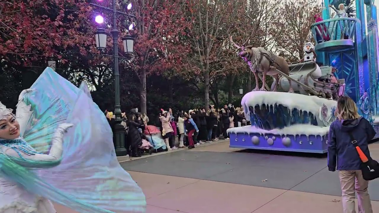 Shanghai Disneyland Parade Jan 2026