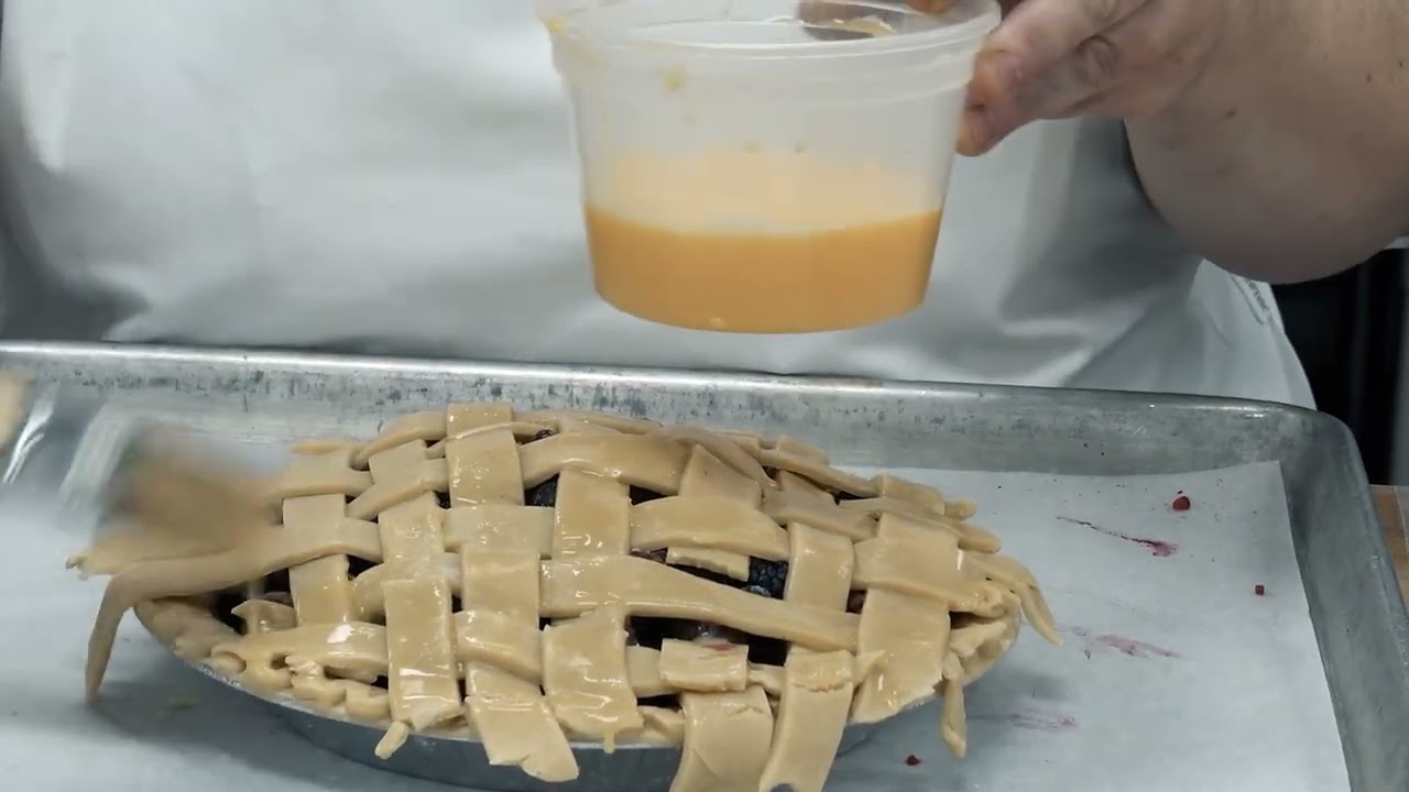 Lattice Pie Tutorial with Pillsbury™ Pie Dough