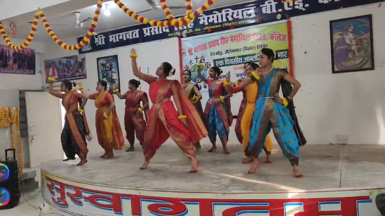 Vasudev kutumbakam theme dance l cultural l anchor Shreya Gupta l @anchorshreyagupta