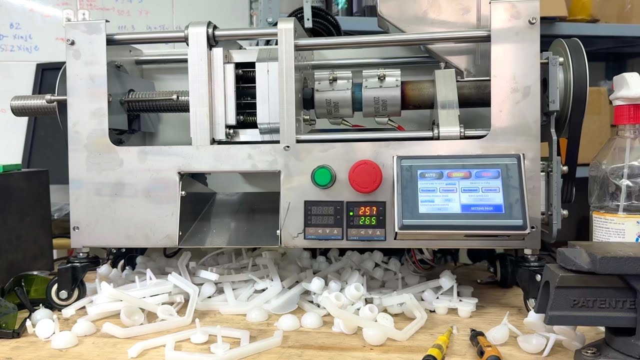 Mini Injection Molding Machine
