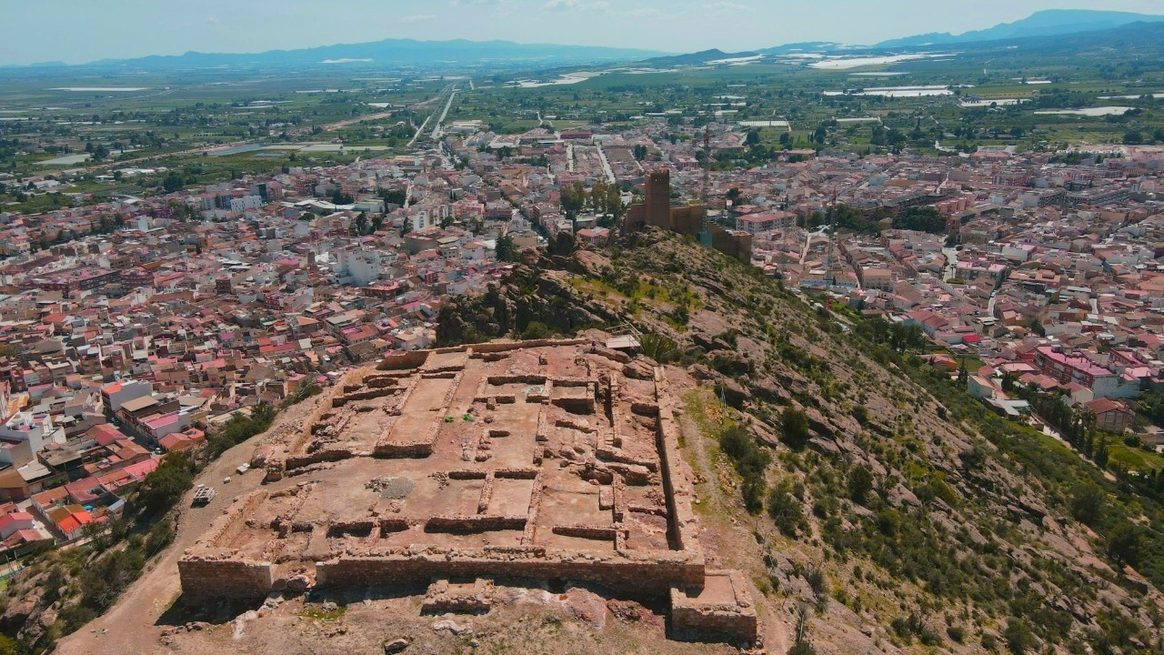 Castillo de Alhama de Murcia – Más de 1 000 Años de Historia Desde el Aire