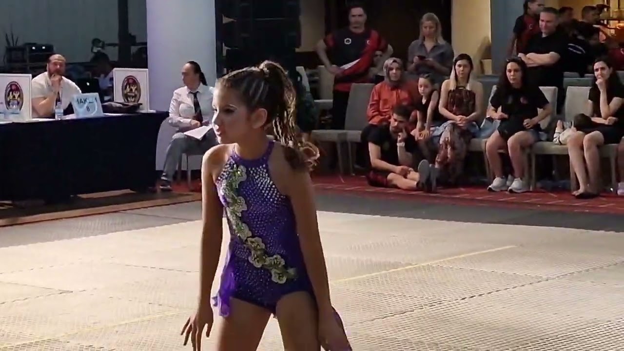 Elvin mina kuşadası fitness farklı çekim