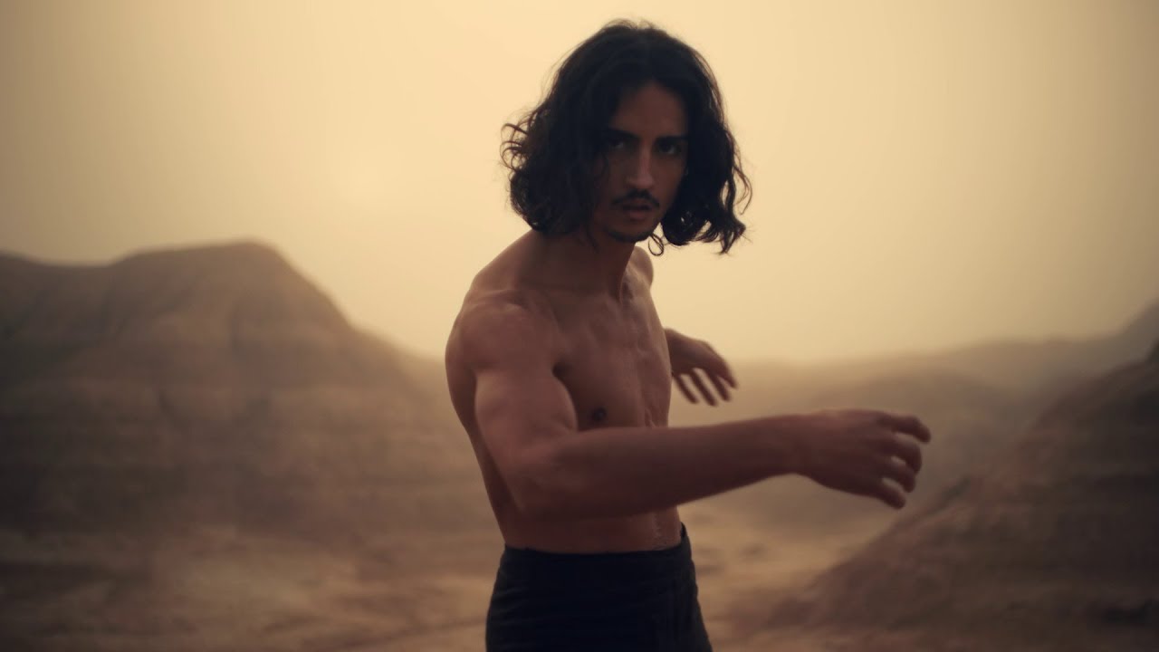 THE HANGING MOON (Official Video) - Le Trio Joubran
