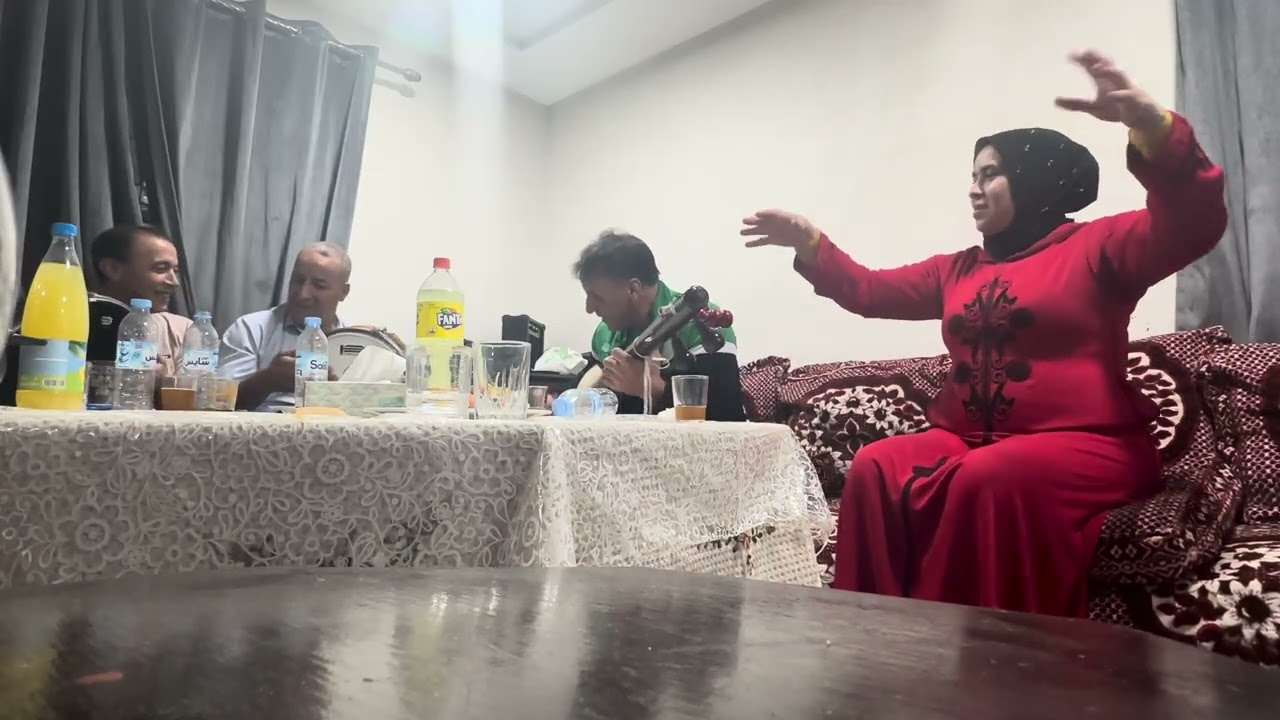 كلاسيكيات الزمن الجميل مع الفنانة مولاتي وعبدالرحمان الكادي 