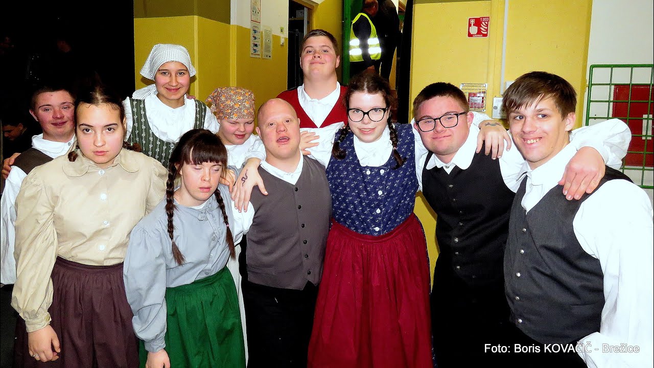 Učenci in mentorji OŠ dr. Mihajla Rostoharja Krško - Splet folklornih (v živo)