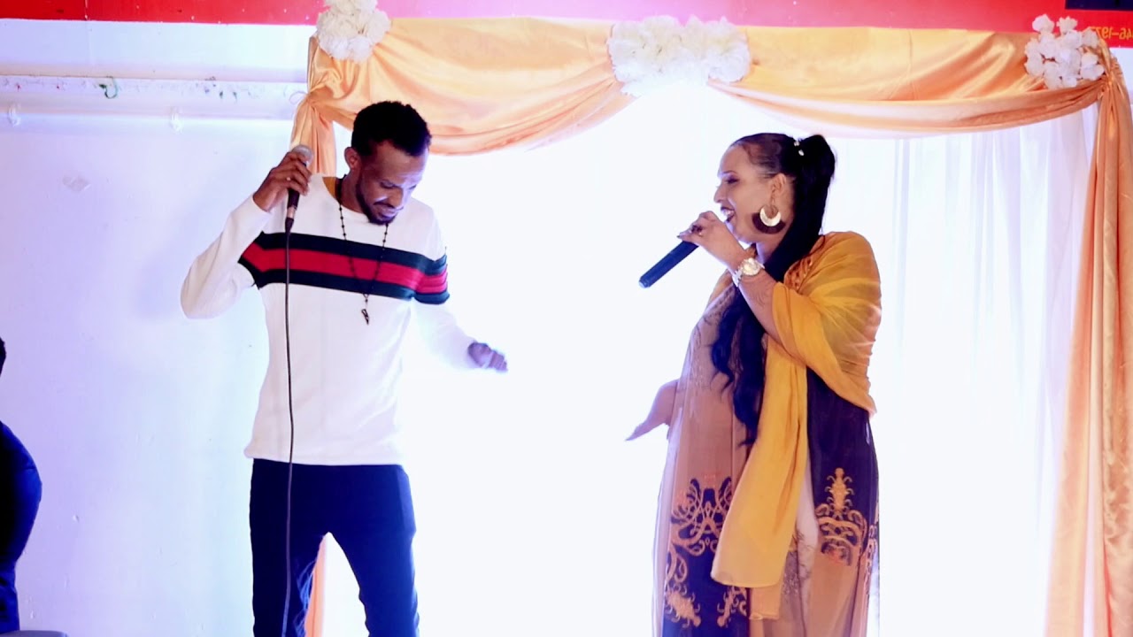 AYAAN TROMSO iyo DEEQ DHEEG - Live ISKALAAJI SHOW BRISTOL