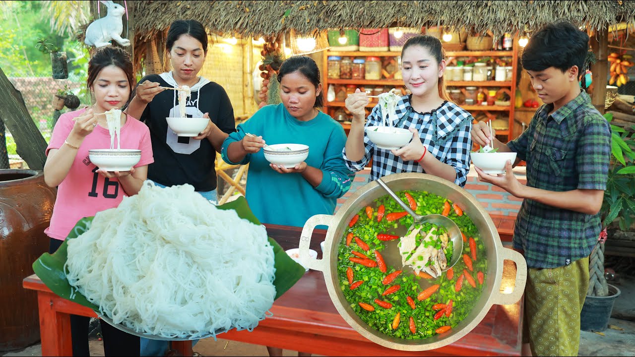 Khmer Fish Soup Noodle | How to cook Ocean Fish Soup for Noodle | Popular Fish Soup in Cambodia