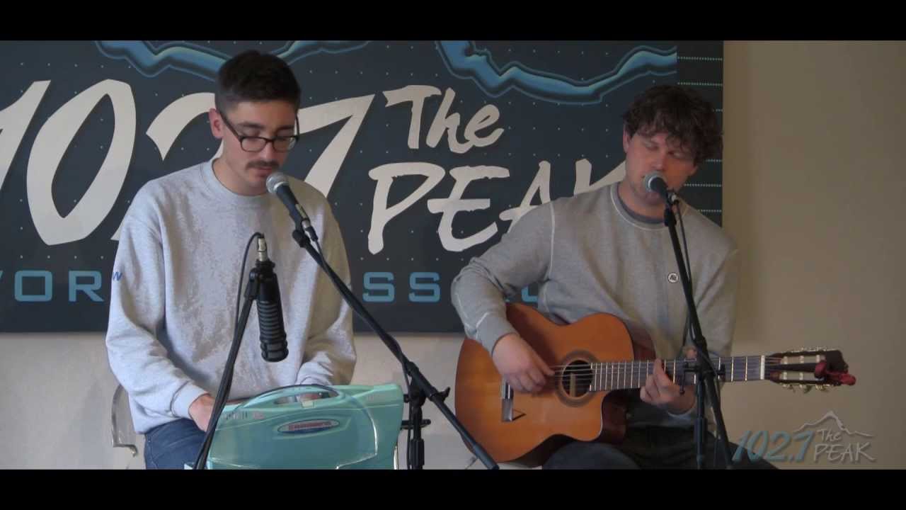 Alt-J (∆) - Dissolve Me (Acoustic) - LIVE in The PEAK Performance Lounge