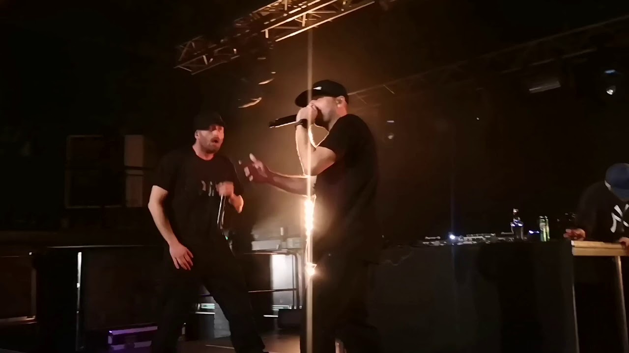 Paraziții - Te facem să sari (live The Mill Birmingham U.K.🇬🇧 08/03/2020)