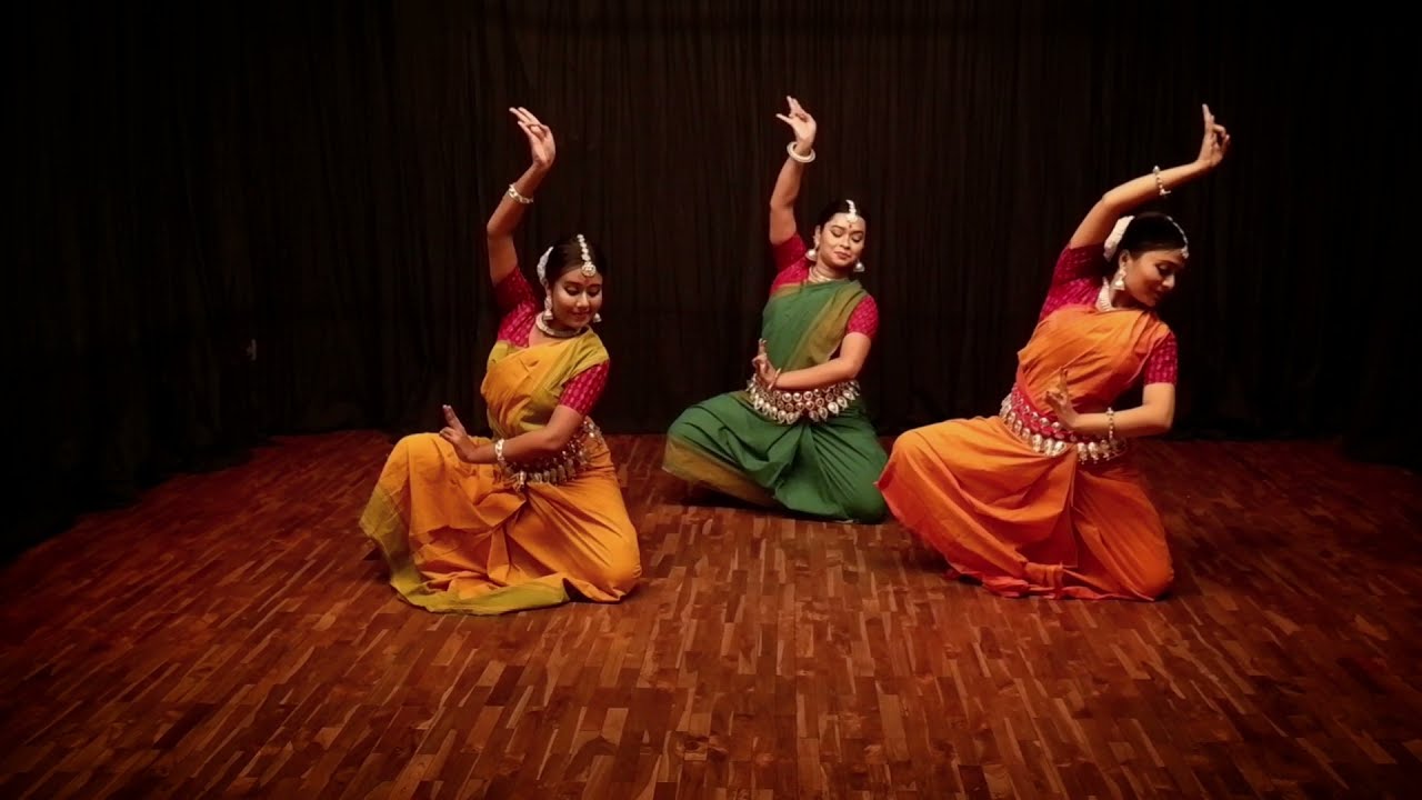 Chaya Ghaniyeche Bone Bone.. by members of Darpani @arnabbandyopadhyaydarpani3901